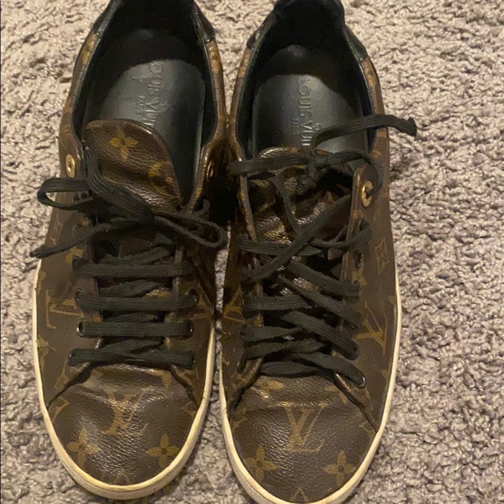 Louis Vuitton Sneakers